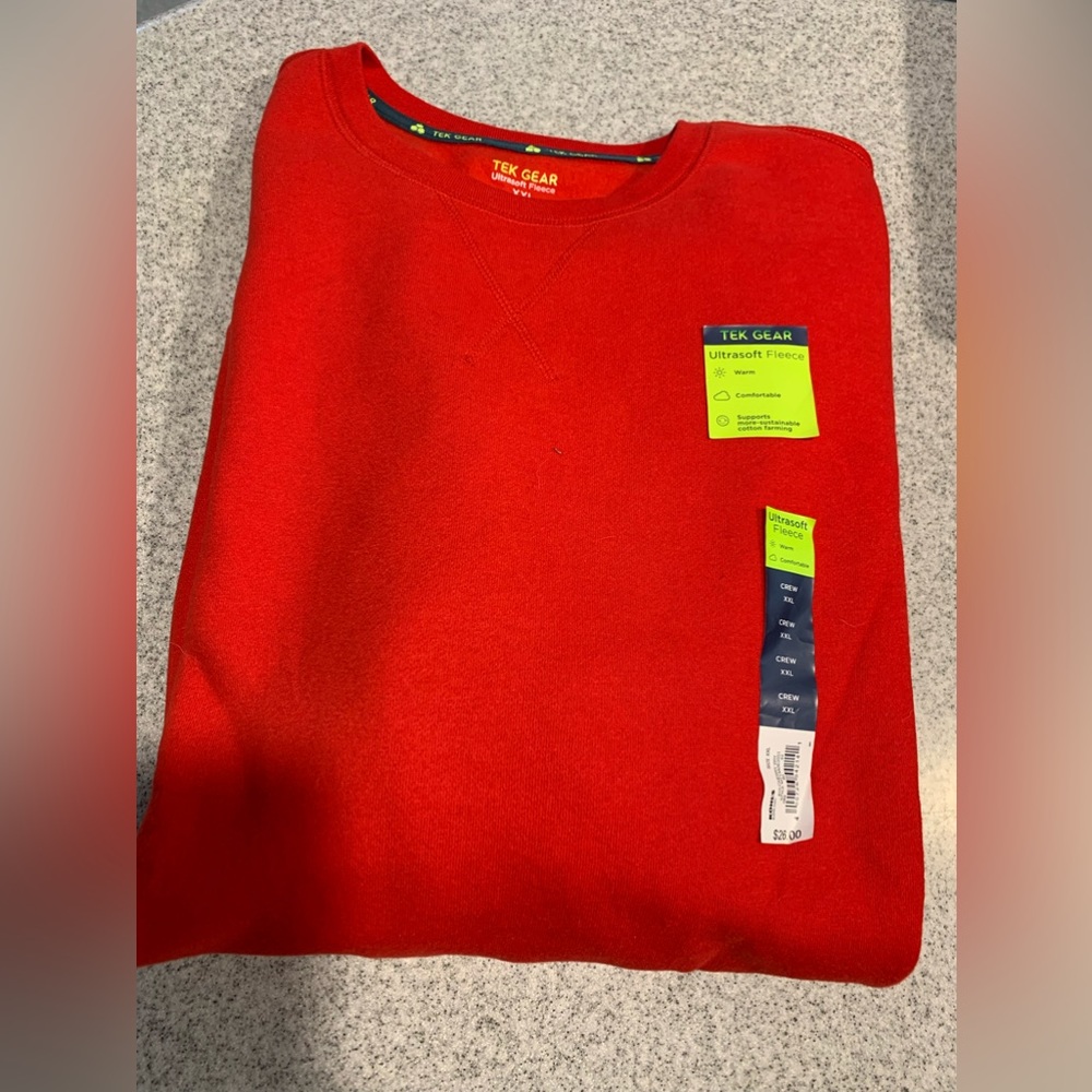 Men’s red sweatshirt! Ultra soft Fleece